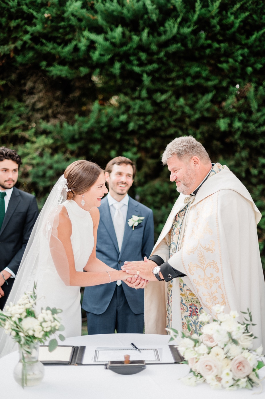 Cérémonie laïque pour un mariage à la Bastide du Roy à Antibes, Côte d'Azur