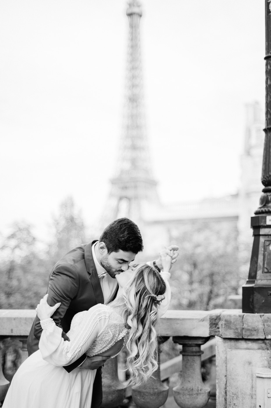 organiser elopement parisien mariage couple