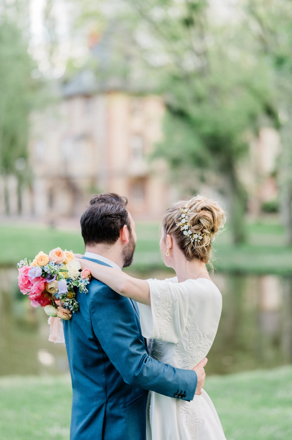 Photo de couple pour un mariage au Château de la Bribourdière en Normandie