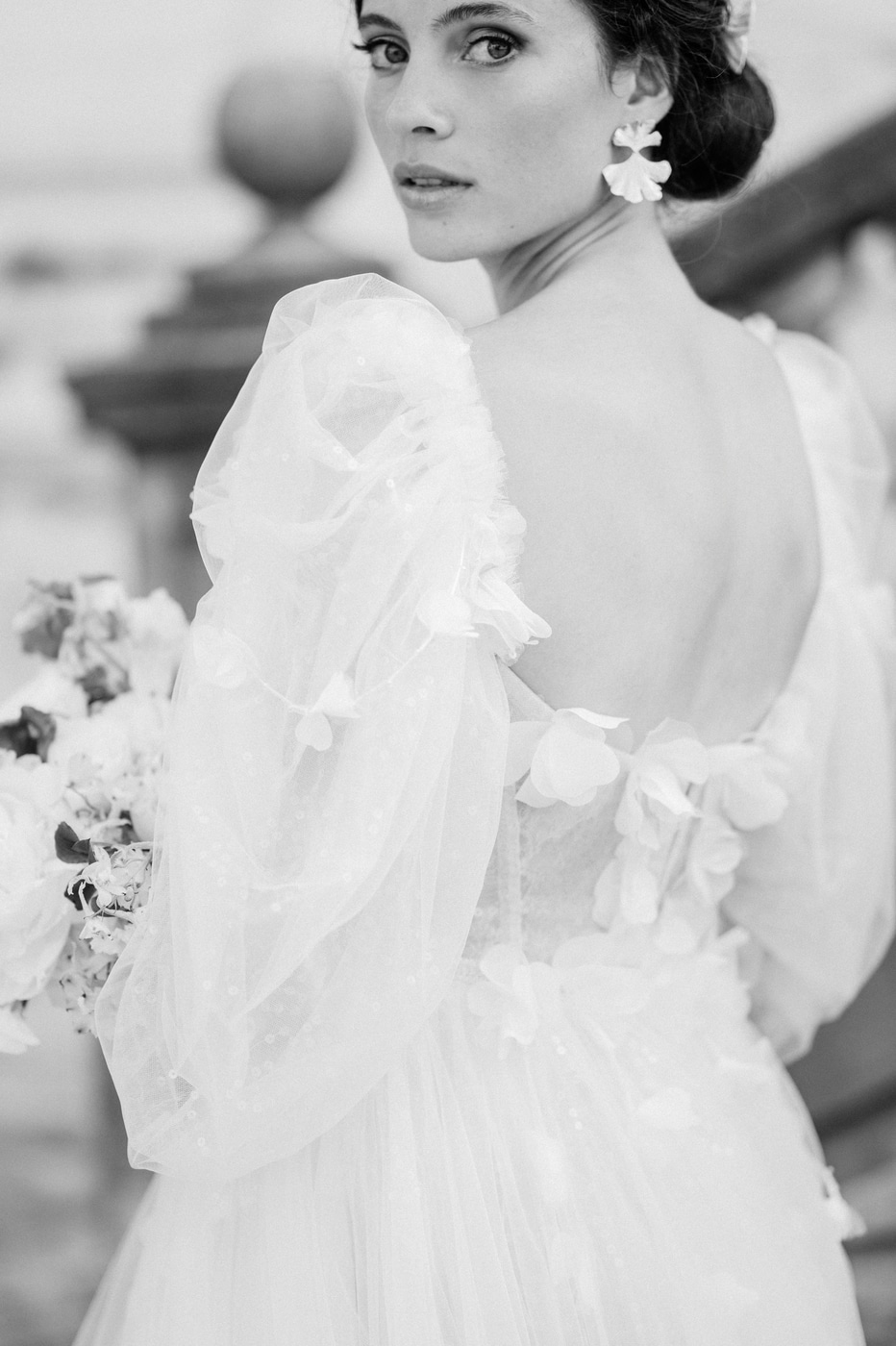 Shoot éditorial à Annecy sur le thème du mariage, situé en Haute-Savoie, au cœur de la région Auvergne-Rhône-Alpes