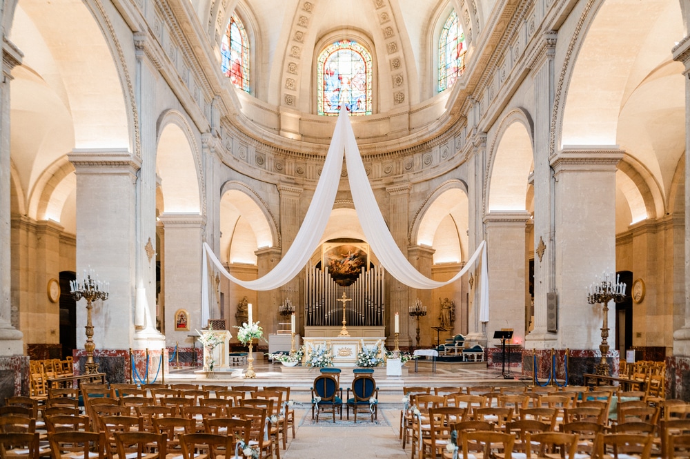 Cérémonie religieuse à l'Église Notre-Dame de Versailles